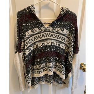 Hollister hooded pullover sweater